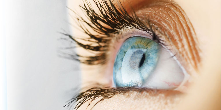 novas-lentes-de-contato-sao-opcoes-para-quem-tem-ceracotone barigui