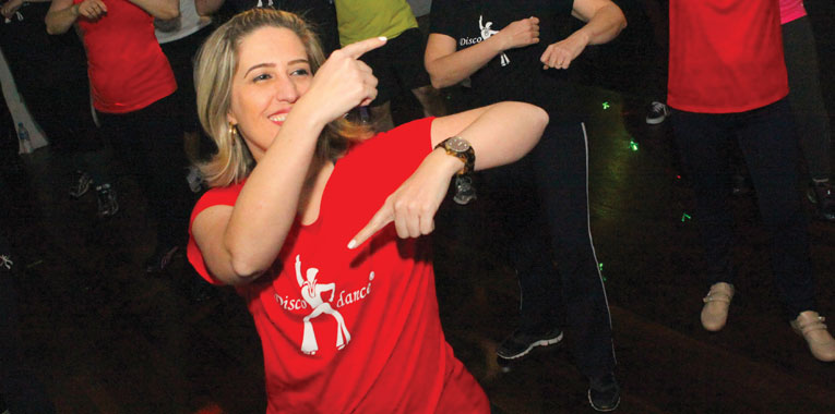 solte-as-suas-feras-da-disco-dance-company+disco-dance